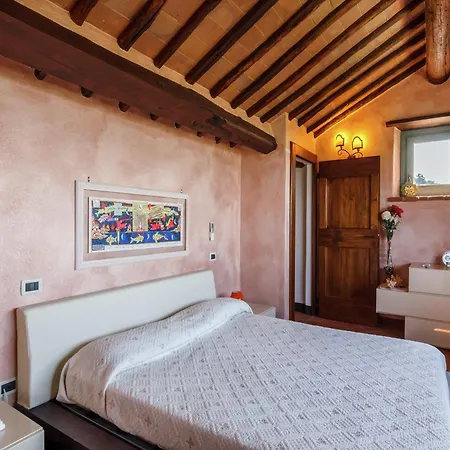 Luxury Pool In Cortona